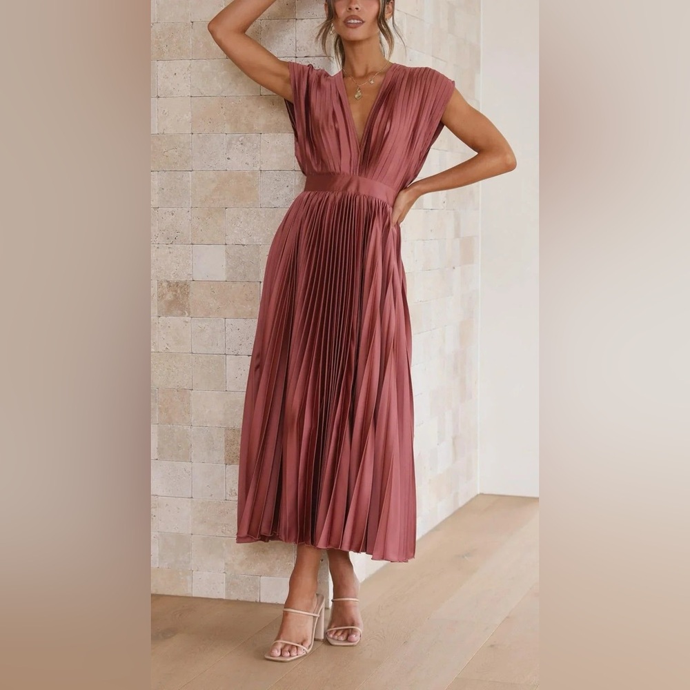 Ana™ | Elegant V-neck Dress